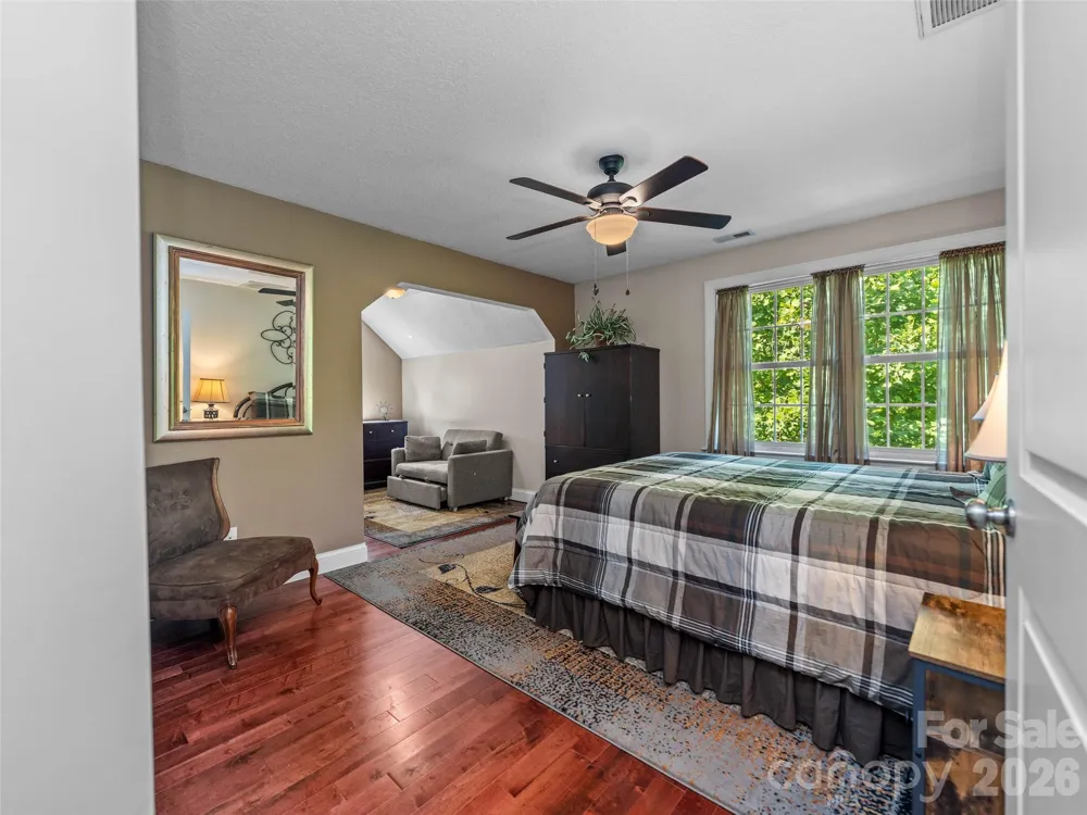 350 Vista Point Drive Weaverville, NC 28787