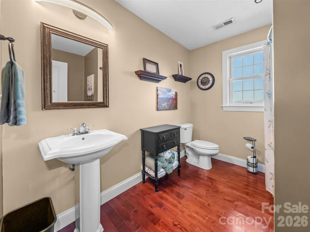 350 Vista Point Drive Weaverville, NC 28787