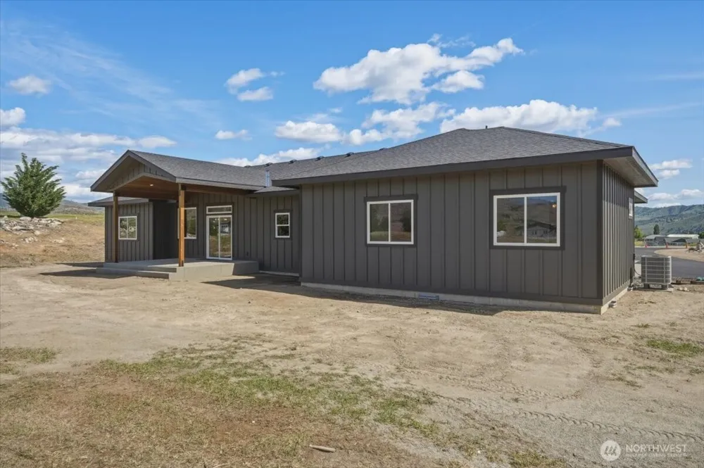 110 Slide View Lane Manson, WA 98831