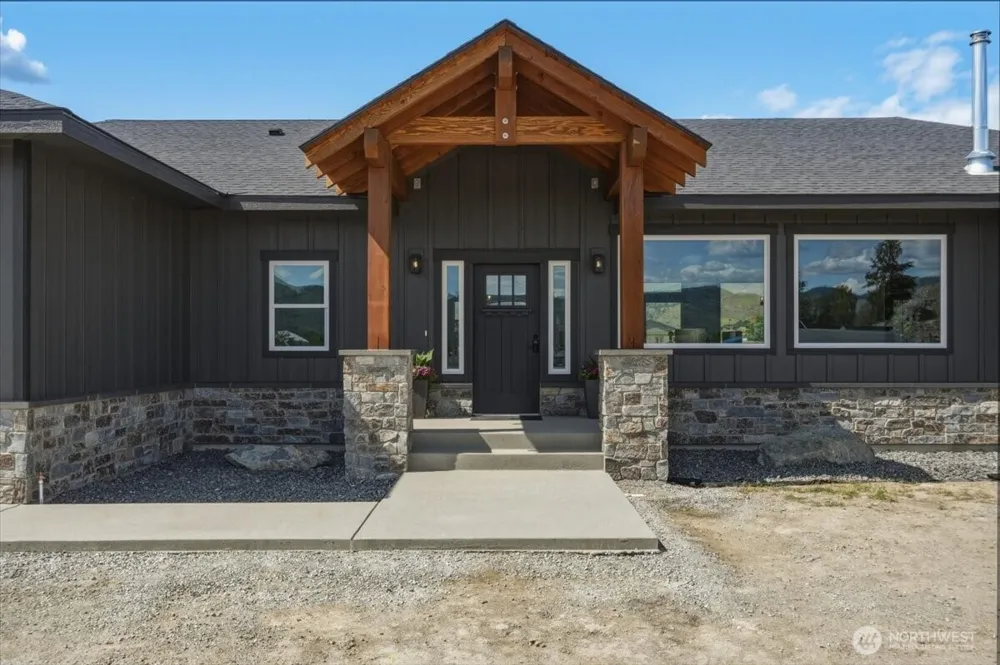 110 Slide View Lane Manson, WA 98831
