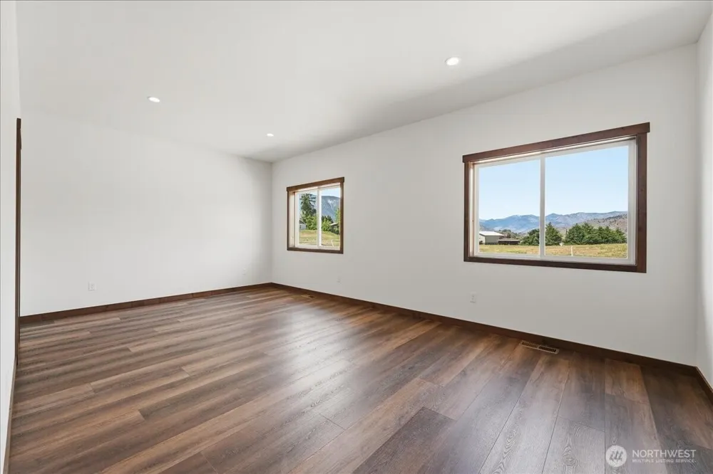 110 Slide View Lane Manson, WA 98831