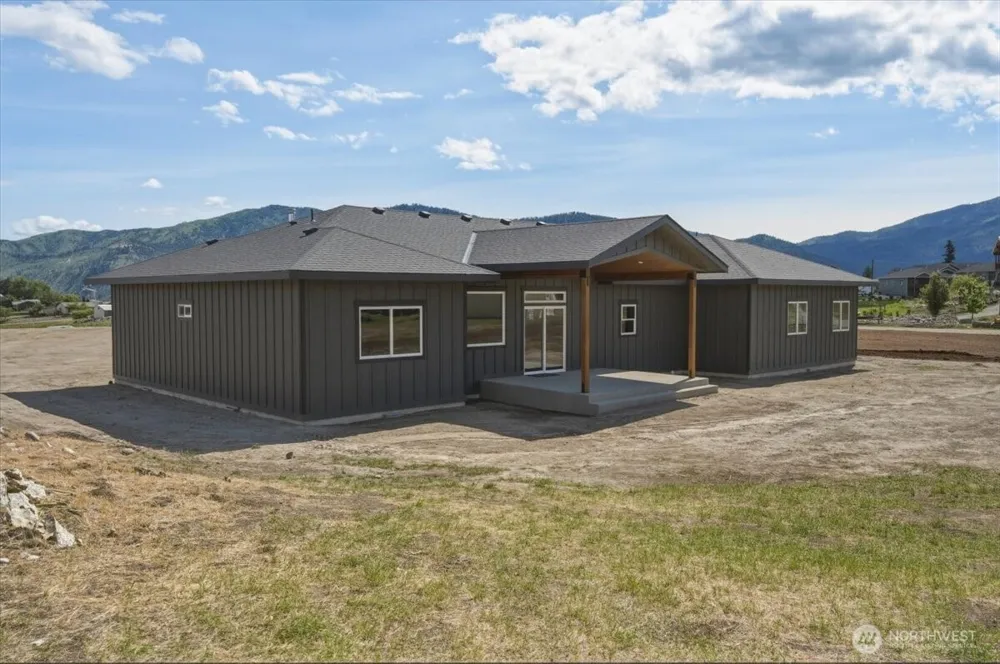 110 Slide View Lane Manson, WA 98831
