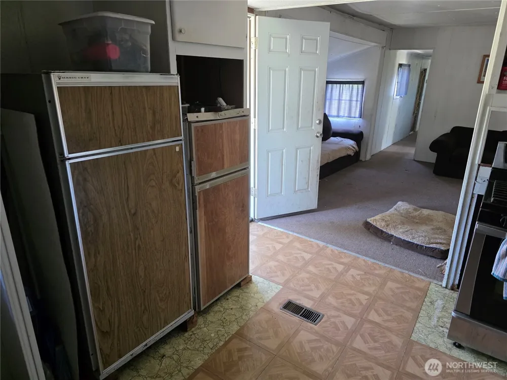 144 Reevas Basin Road Tonasket, WA 98855