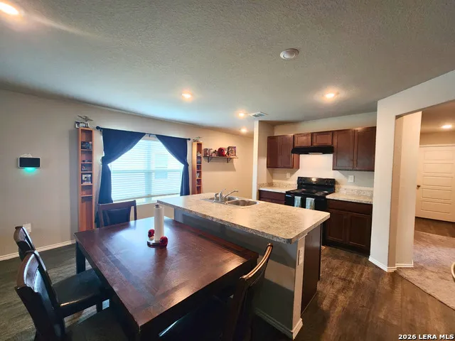 3473 CANYON RDG Seguin, TX 78155