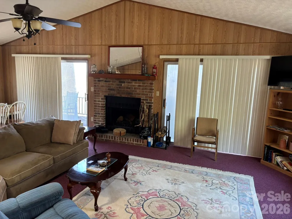 120 Kimberly Drive Bryson City, NC 28713