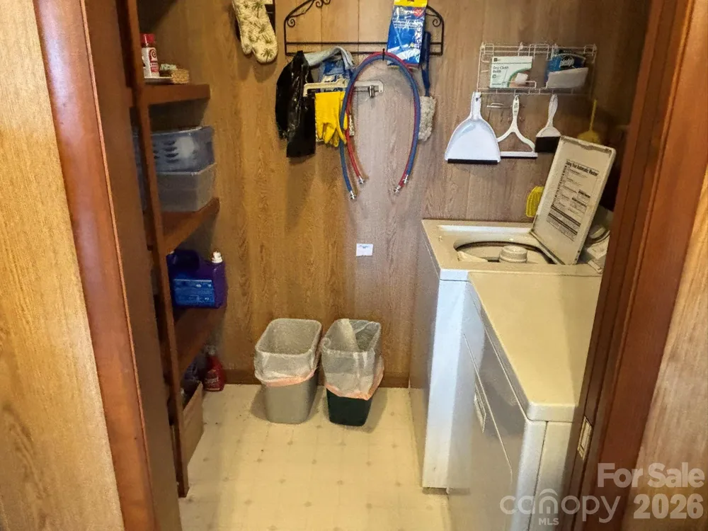 120 Kimberly Drive Bryson City, NC 28713