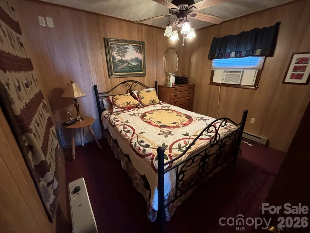 120 Kimberly Drive Bryson City, NC 28713