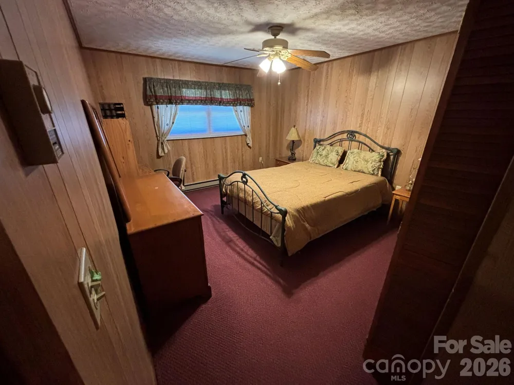 120 Kimberly Drive Bryson City, NC 28713