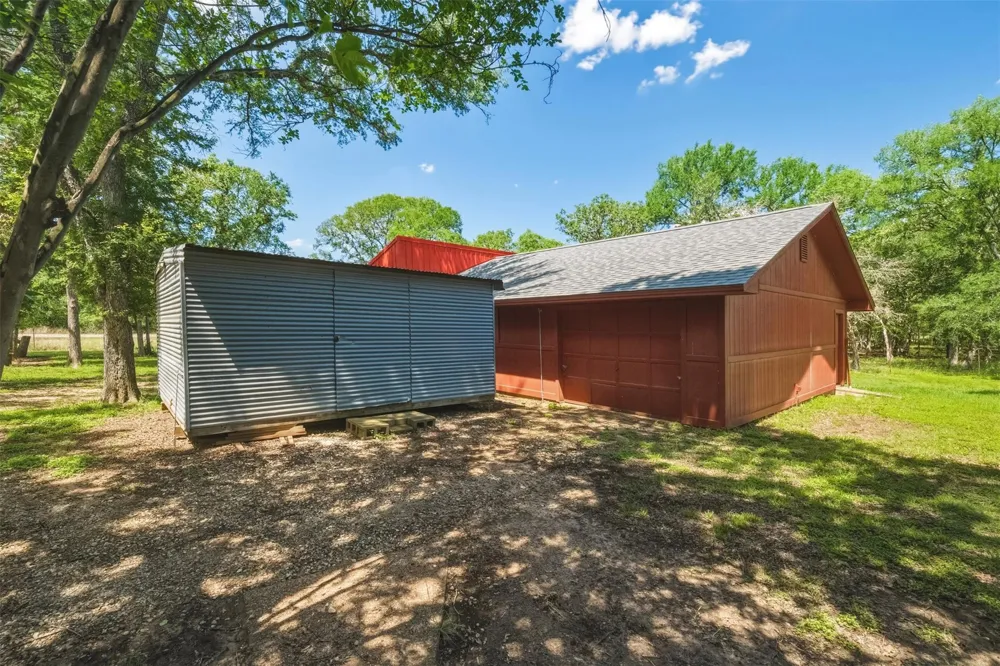 5950 Old Spanish Trail Bryan, TX 77807