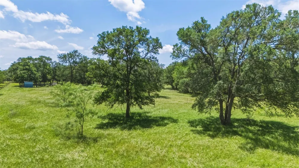 5950 Old Spanish Trail Bryan, TX 77807