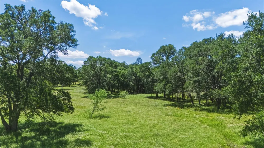 5950 Old Spanish Trail Bryan, TX 77807