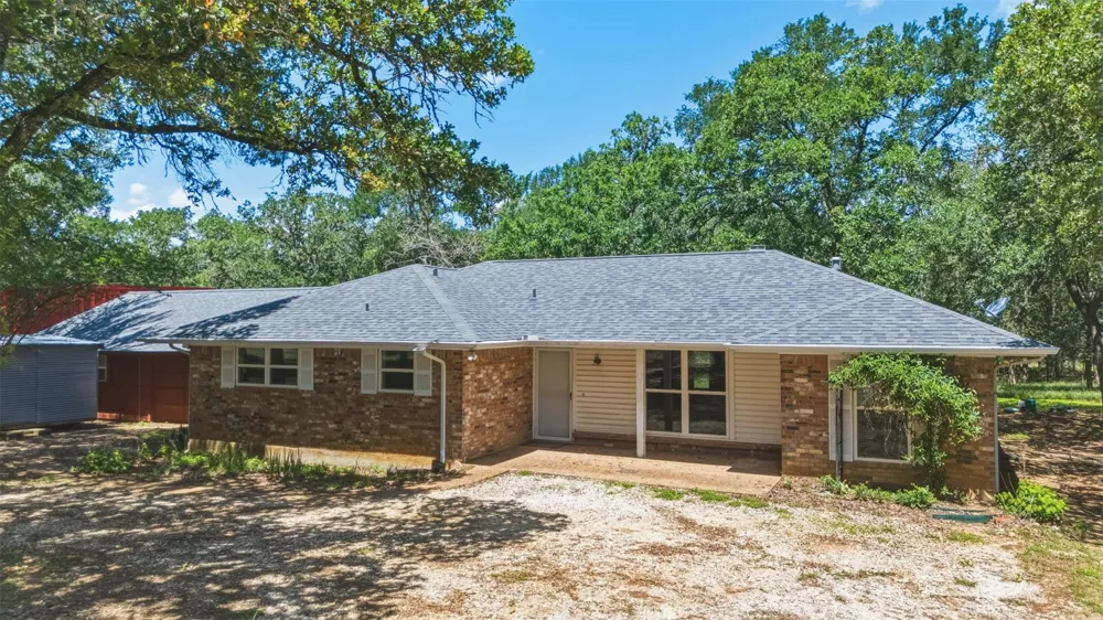5950 Old Spanish Trail Bryan, TX 77807