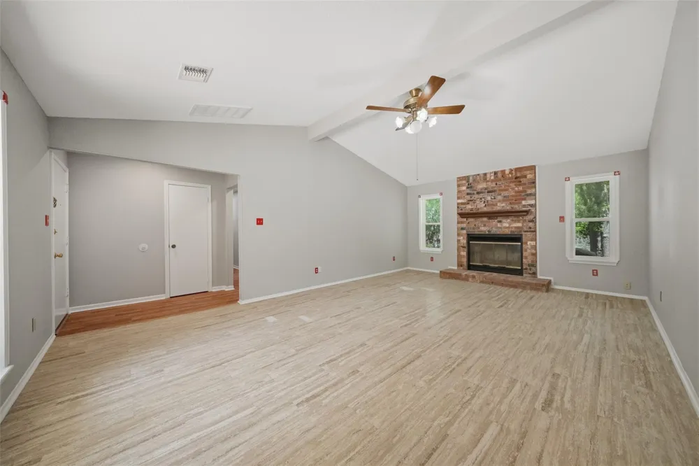 5950 Old Spanish Trail Bryan, TX 77807