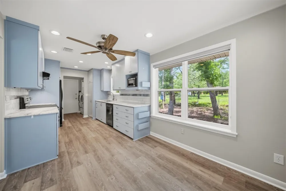 5950 Old Spanish Trail Bryan, TX 77807