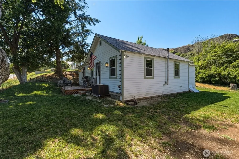 458 Partello Park Grand Coulee, WA 99133