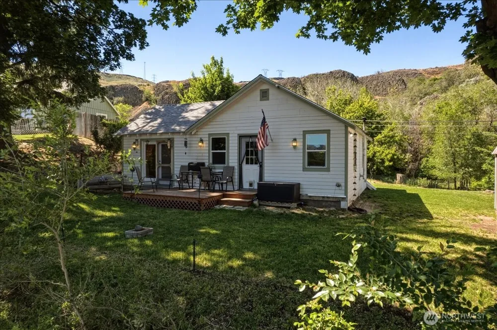 458 Partello Park Grand Coulee, WA 99133