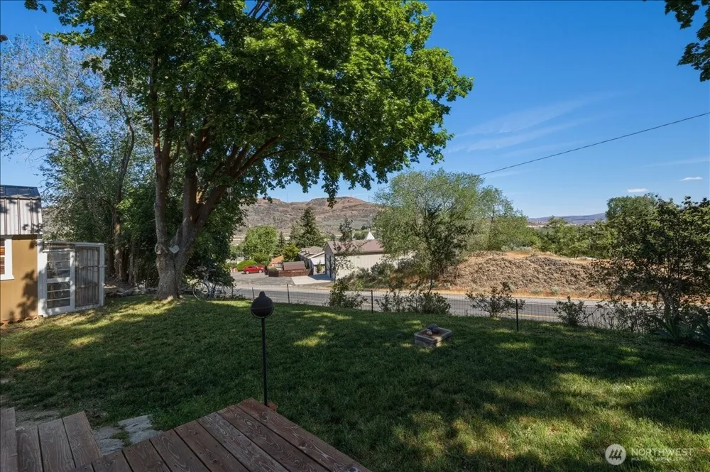 458 Partello Park Grand Coulee, WA 99133