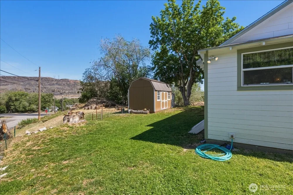 458 Partello Park Grand Coulee, WA 99133