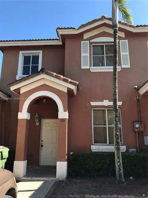 101 SW 15th Rd #101
