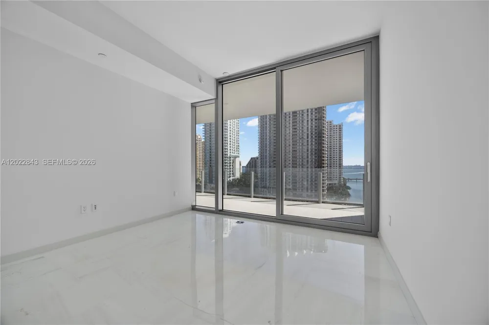 300 Biscayne Blvd Way #1102 Miami, FL 33131