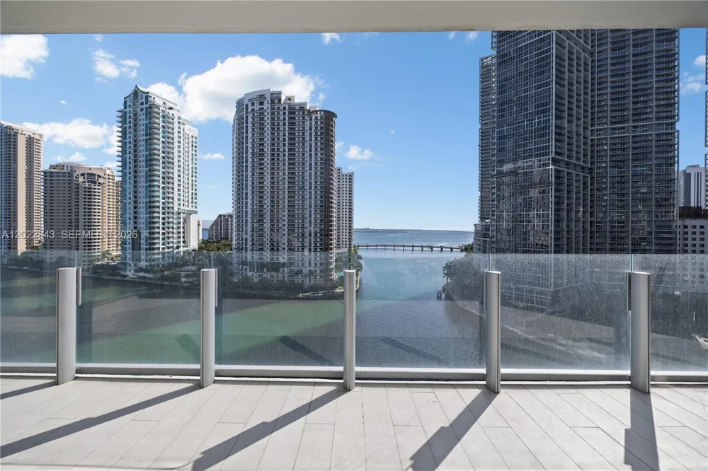 300 Biscayne Blvd Way #1102 Miami, FL 33131