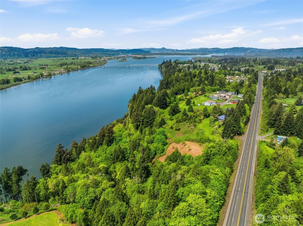 0 E State Route 4 Cathlamet, WA 98612