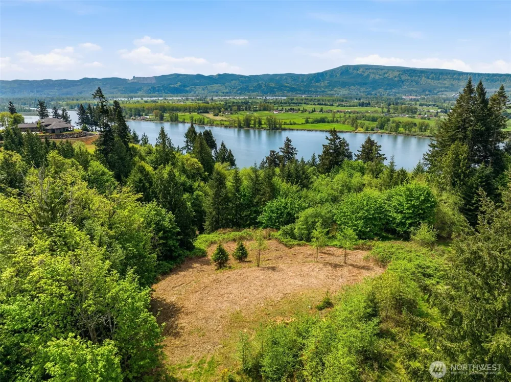 0 E State Route 4 Cathlamet, WA 98612