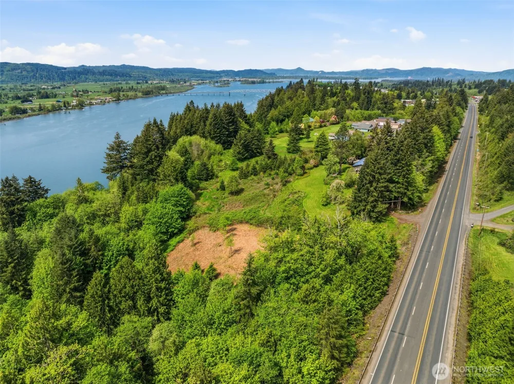 0 E State Route 4 Cathlamet, WA 98612