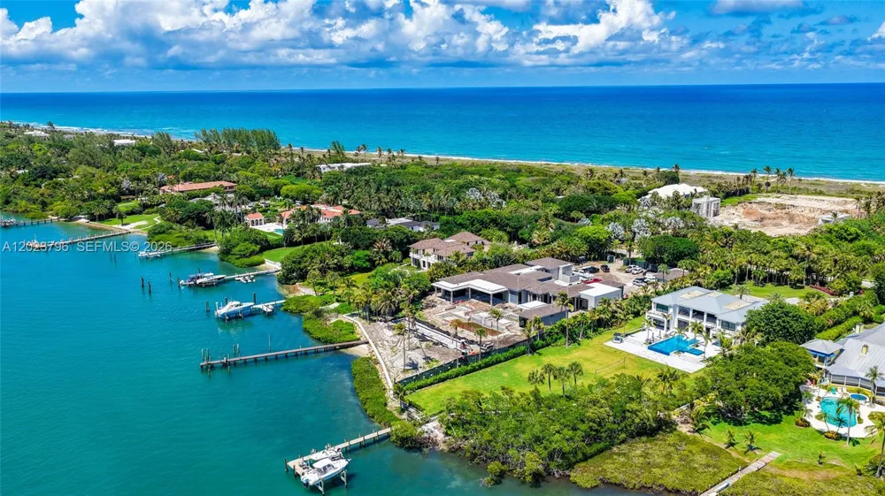 508 S Beach Rd Jupiter Island, FL 33455
