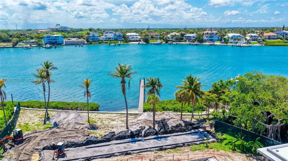 508 S Beach Rd Jupiter Island, FL 33455