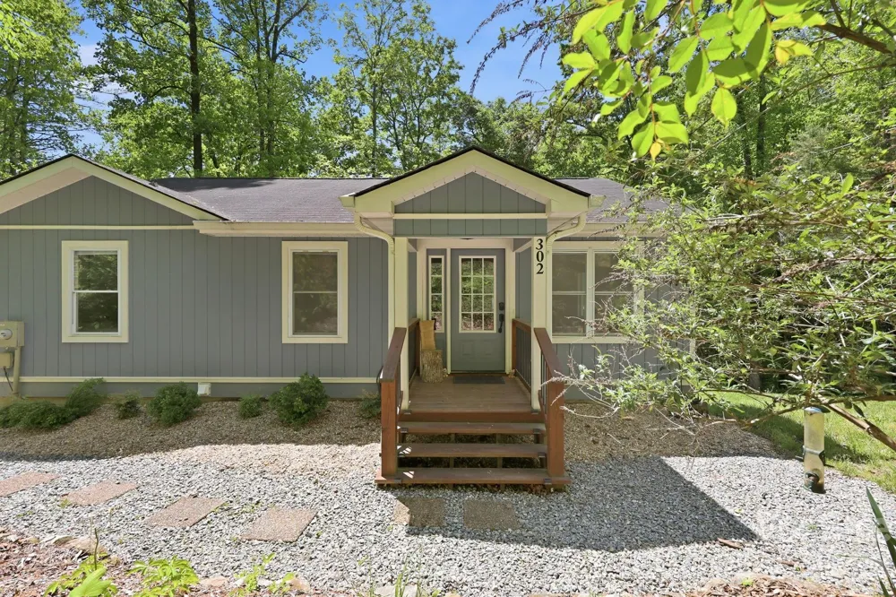 302 Rich Mountain Road Flat Rock, NC 28731