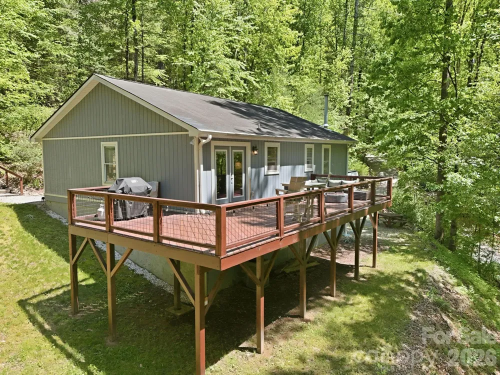 302 Rich Mountain Road Flat Rock, NC 28731