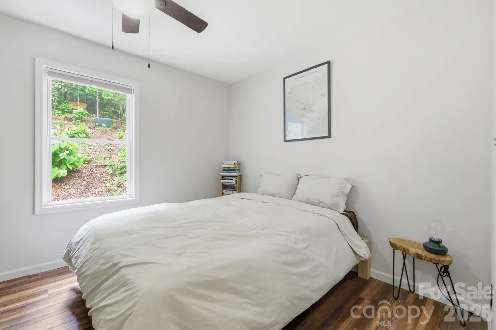 302 Rich Mountain Road Flat Rock, NC 28731