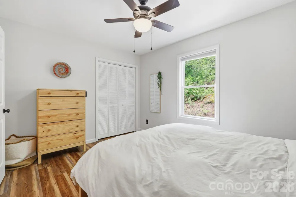 302 Rich Mountain Road Flat Rock, NC 28731