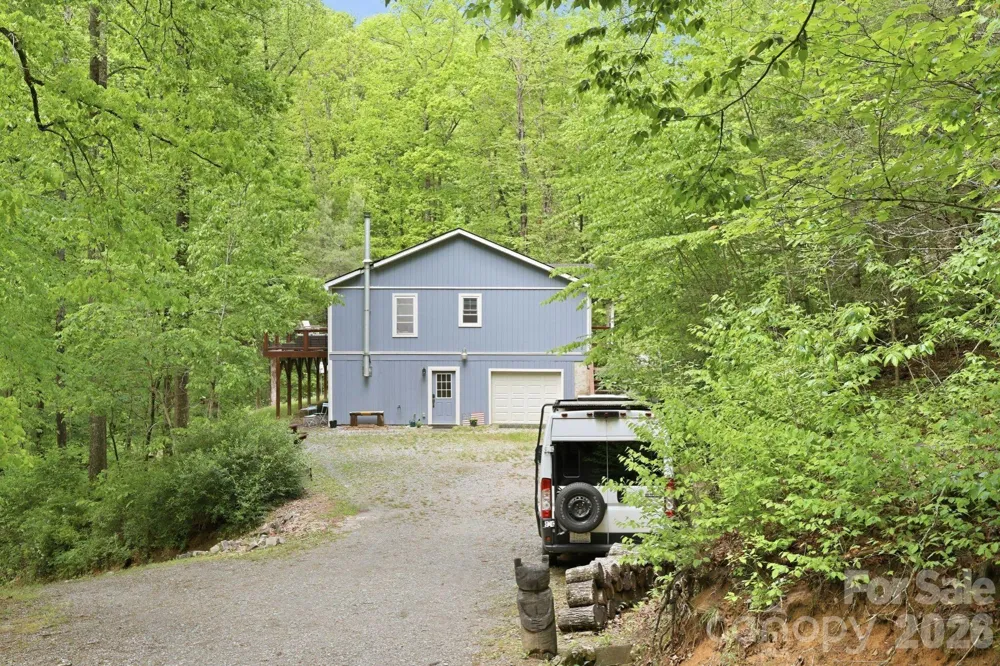 302 Rich Mountain Road Flat Rock, NC 28731