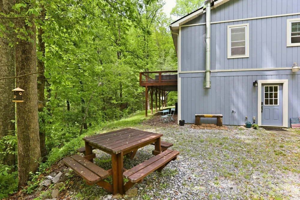302 Rich Mountain Road Flat Rock, NC 28731