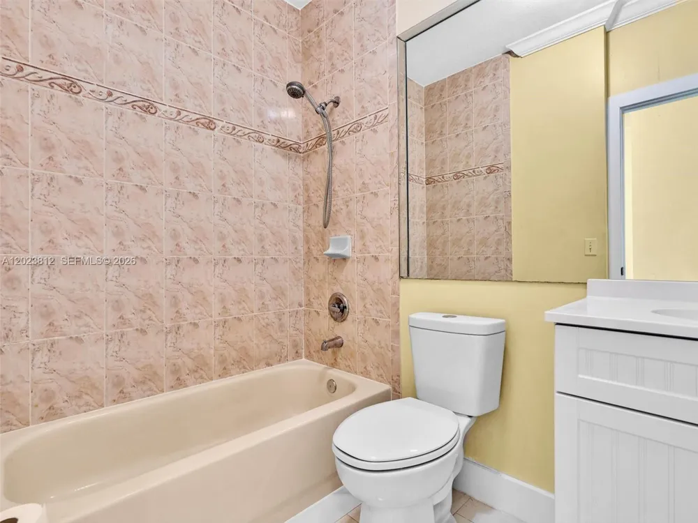 2864 SW 138th Path Miami, FL 33175