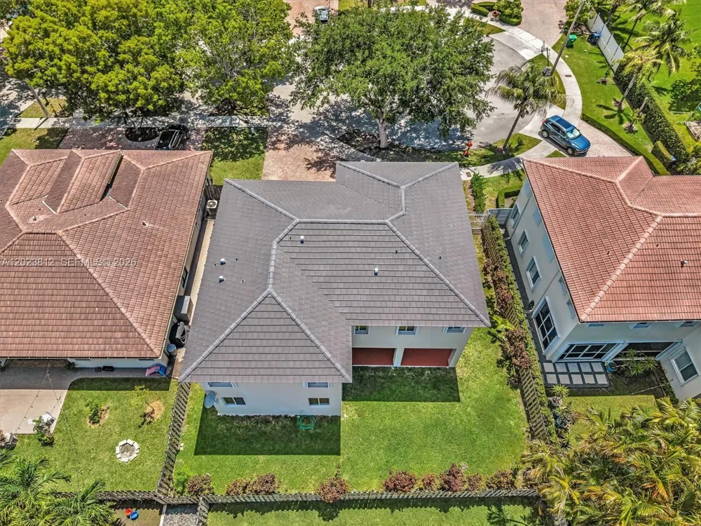 2864 SW 138th Path Miami, FL 33175