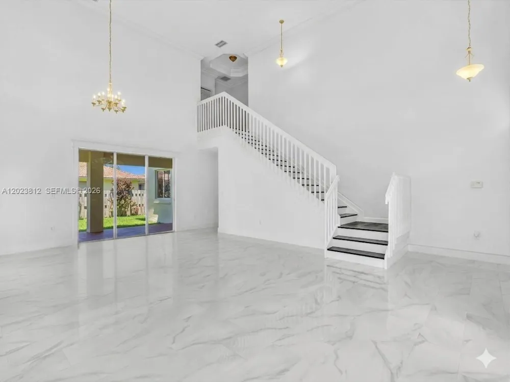 2864 SW 138th Path Miami, FL 33175