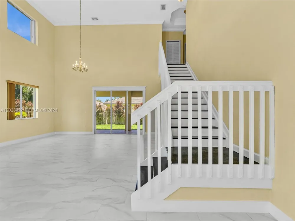 2864 SW 138th Path Miami, FL 33175