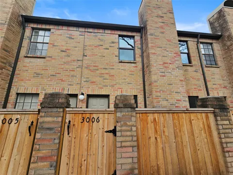9800 Pagewood Lane #3006