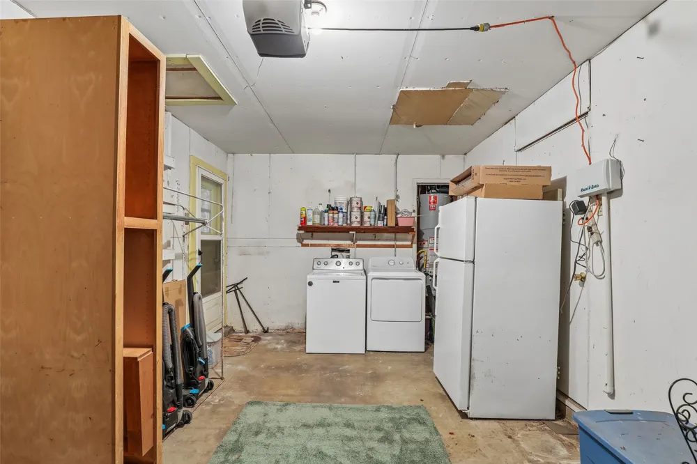 1810 Ridgewood Street Irving, TX 75062
