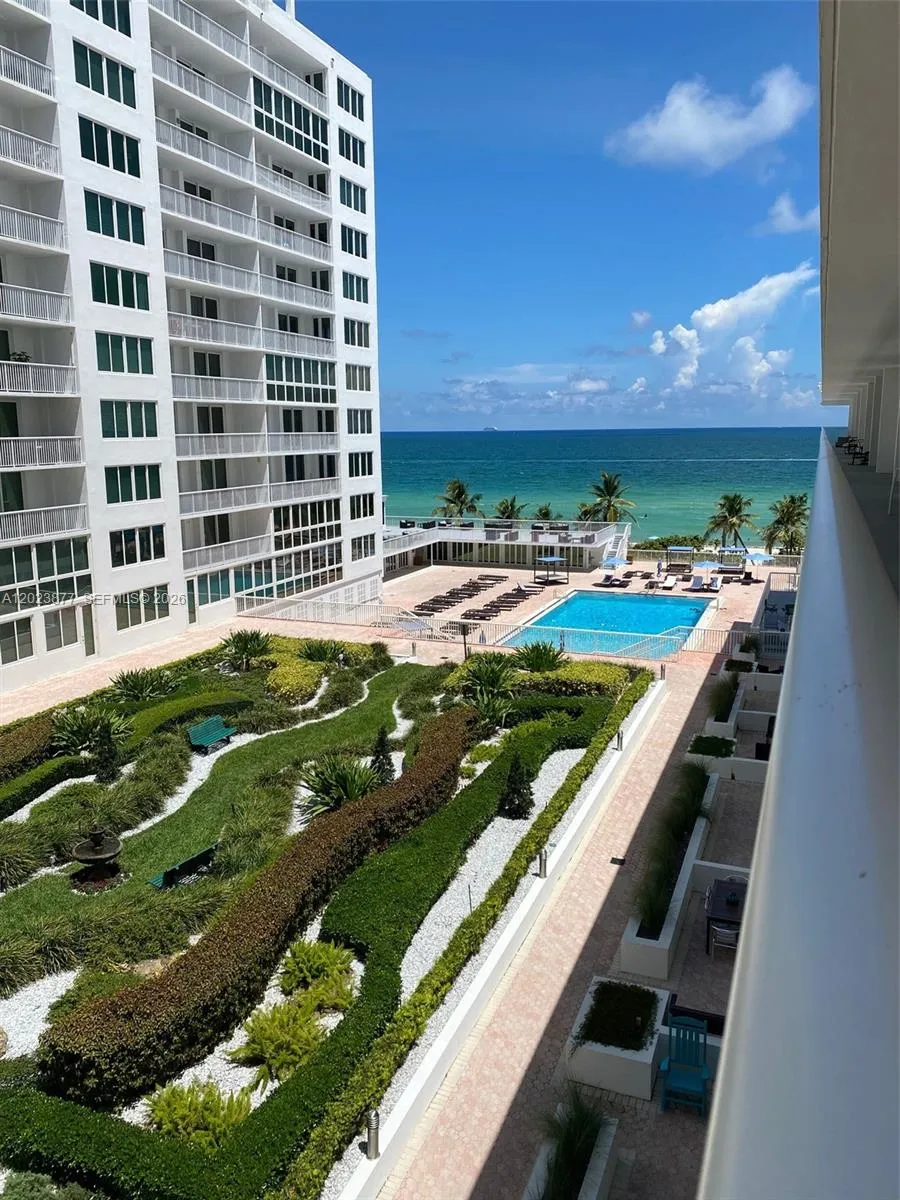 5401 Collins Ave #339 Miami Beach, FL 33140