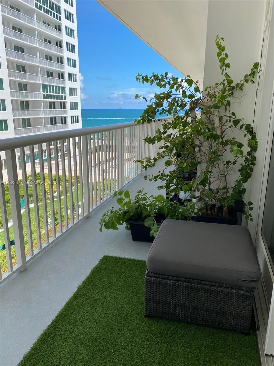 5401 Collins Ave #339 Miami Beach, FL 33140
