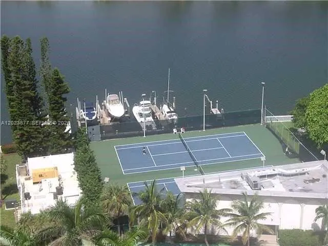 5401 Collins Ave #339 Miami Beach, FL 33140