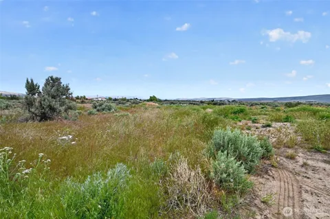 130 Red Tail Road