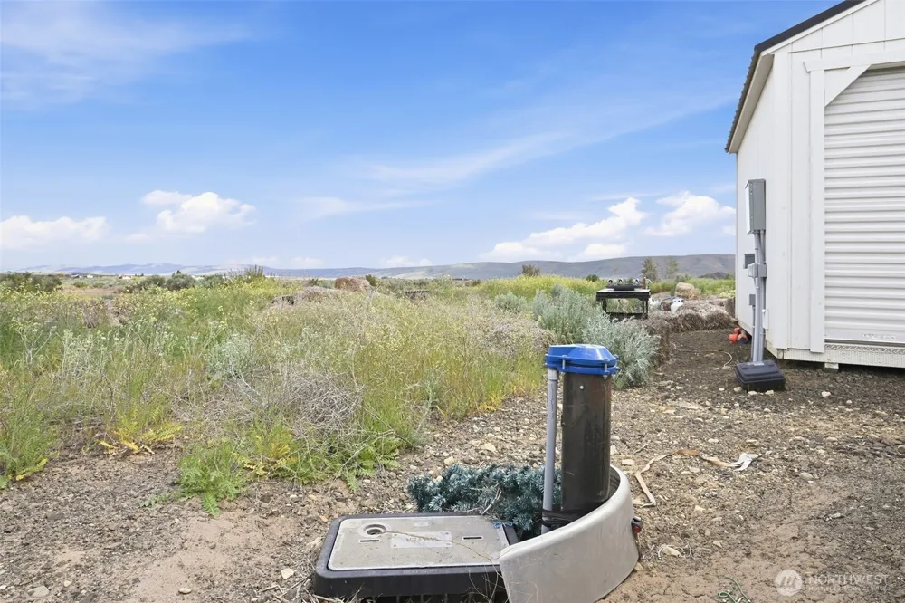 130 Red Tail Road Yakima, WA 98908