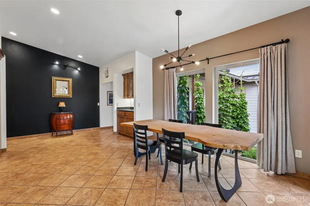 873 Mountain View Road Kalama, WA 98625