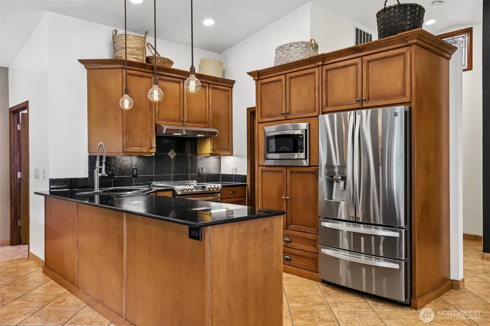 873 Mountain View Road Kalama, WA 98625