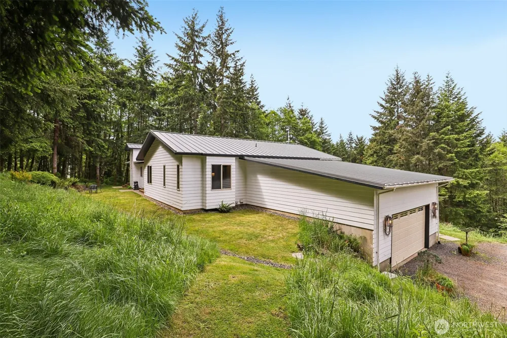 873 Mountain View Road Kalama, WA 98625
